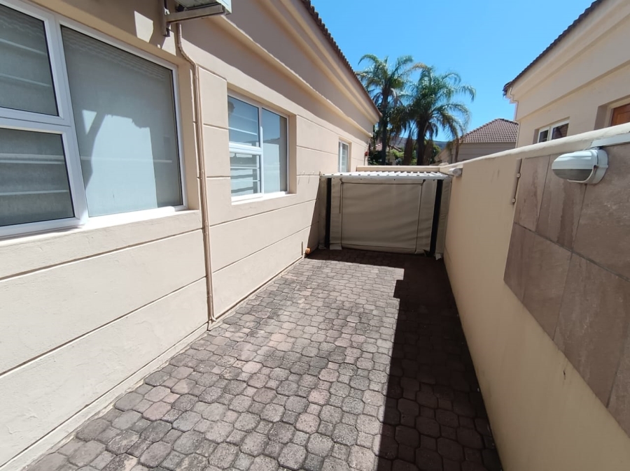 3 Bedroom Property for Sale in Protea Park North West